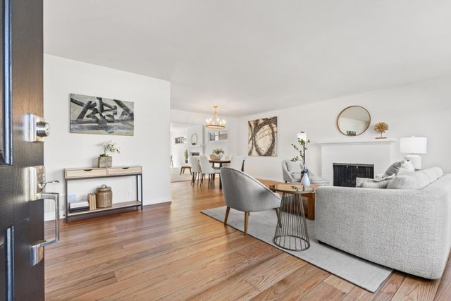 41 Maple Way, San Carlos, CA 94070