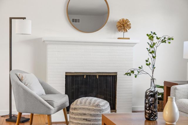 41 Maple Way, San Carlos, CA 94070