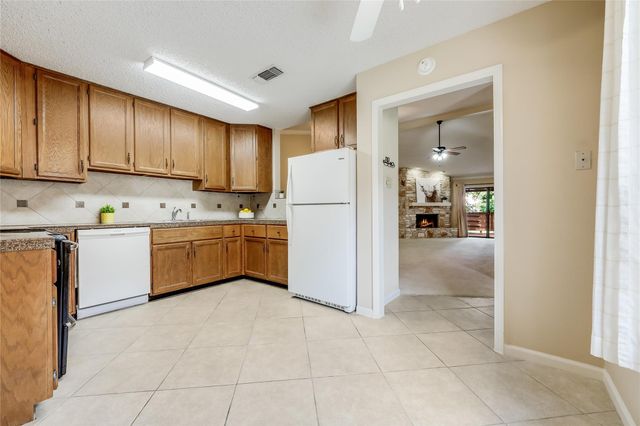 45 Oaks PL, Lago Vista, TX 78645