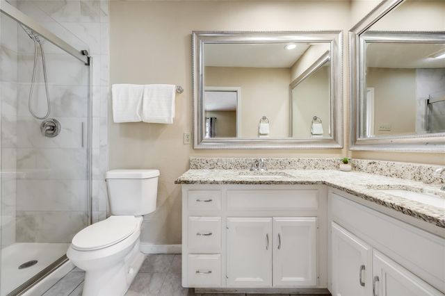 45 Oaks PL, Lago Vista, TX 78645