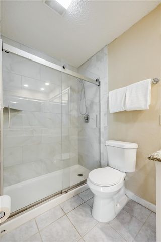 45 Oaks PL, Lago Vista, TX 78645