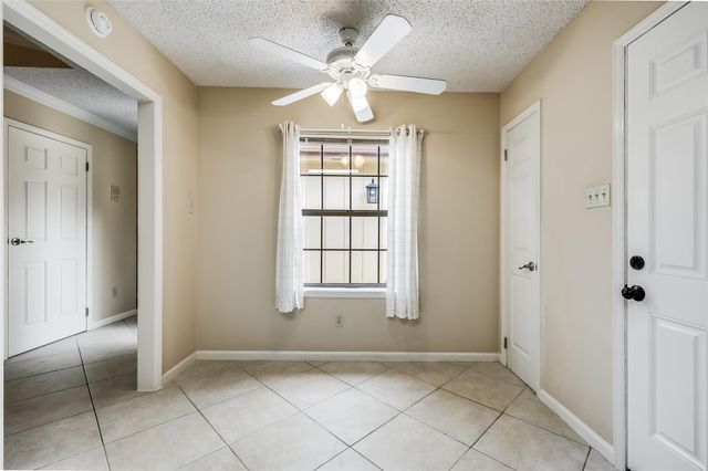 45 Oaks PL, Lago Vista, TX 78645