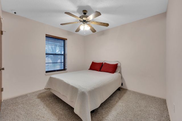 100 Delmore Drive, Hillsboro, TX 76645