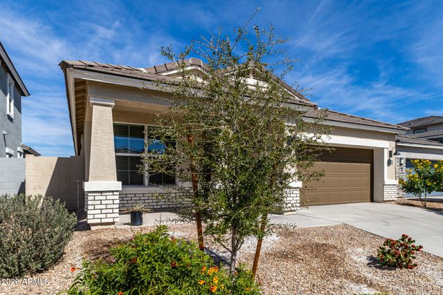 17628 W MISSION Lane, Waddell, AZ 85355