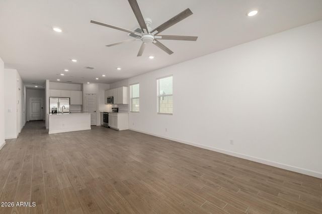 17628 W MISSION Lane, Waddell, AZ 85355