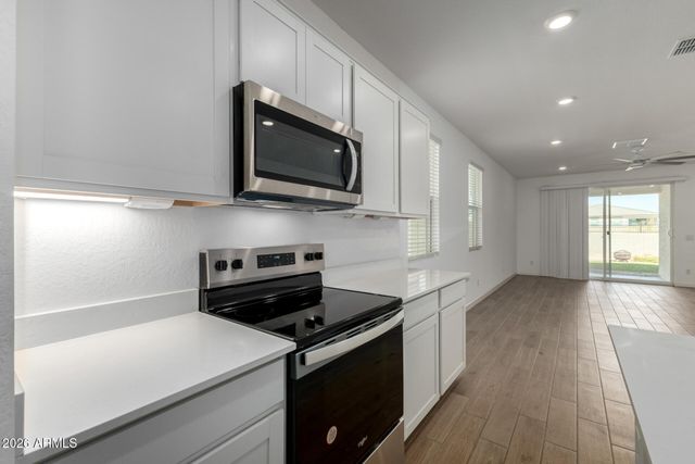 17628 W MISSION Lane, Waddell, AZ 85355