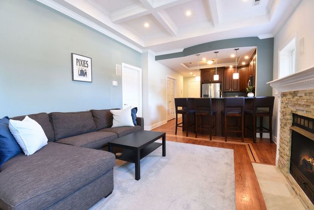 1322 W Winona Street 3S, Chicago, IL 60640