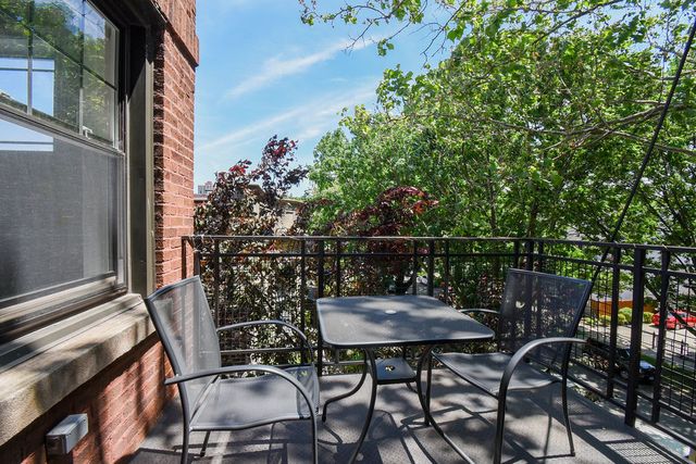 1322 W Winona Street 3S, Chicago, IL 60640