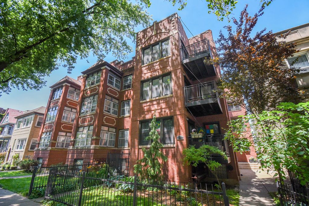 1322 W Winona Street 3S, Chicago, IL 60640