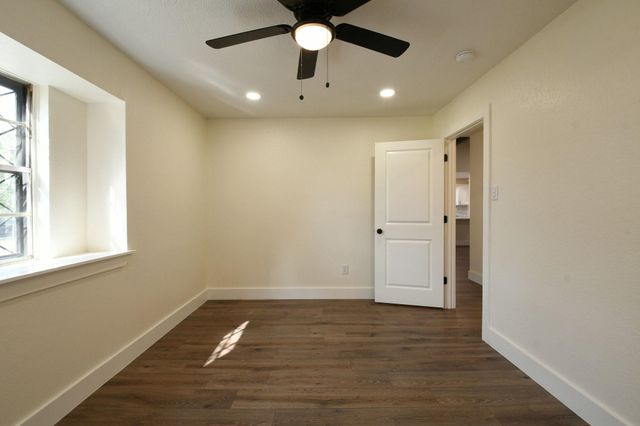 1219 Pecan Glen Drive, Missouri City, TX 77489