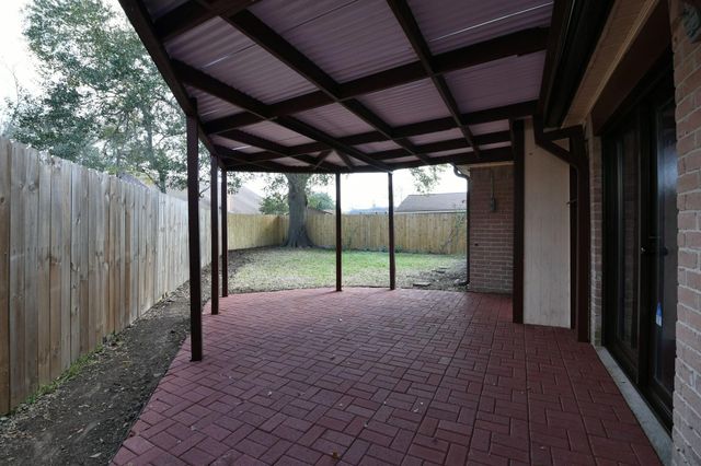 1219 Pecan Glen Drive, Missouri City, TX 77489