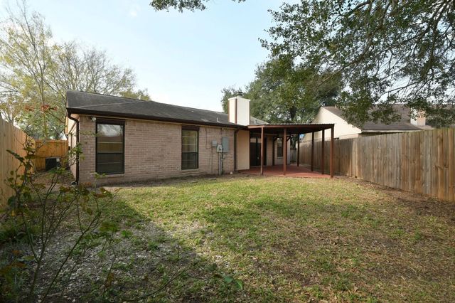 1219 Pecan Glen Drive, Missouri City, TX 77489