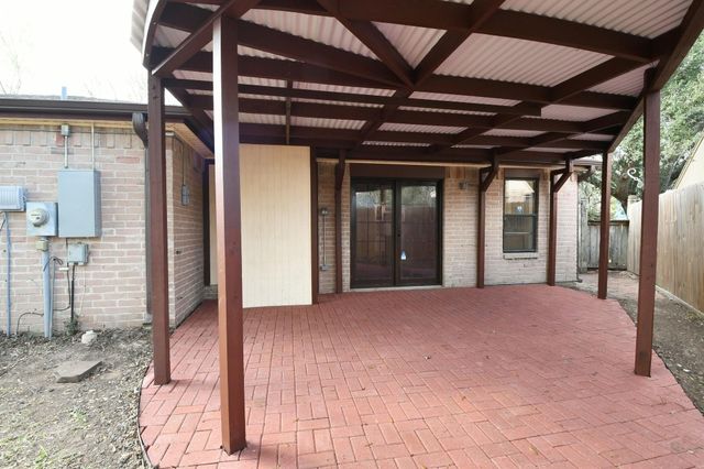 1219 Pecan Glen Drive, Missouri City, TX 77489