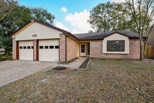 1219 Pecan Glen Drive, Missouri City, TX 77489