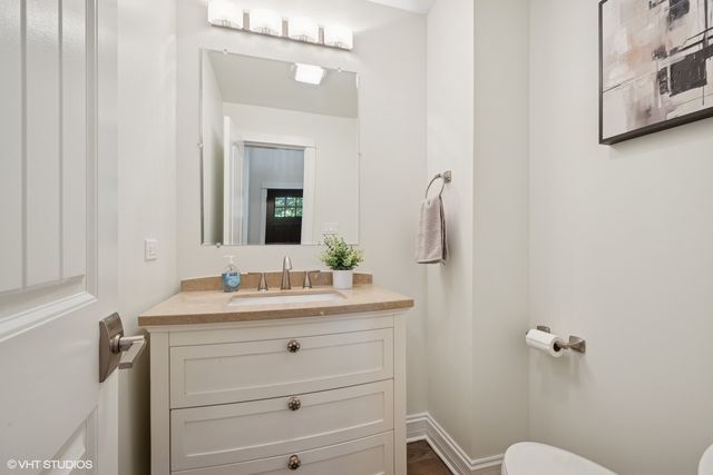 1635 Elder Lane, Northfield, IL 60093