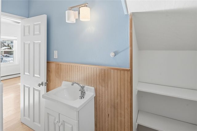 25 Ingraham Street, East Providence, RI 02914