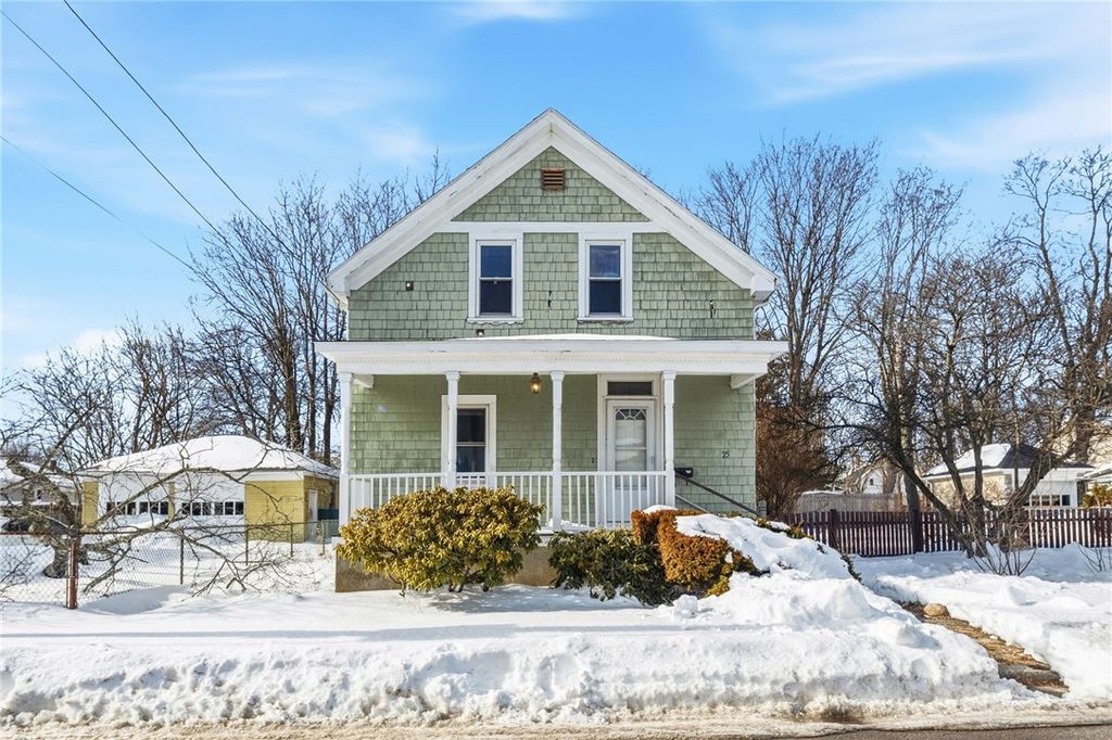 25 Ingraham Street, East Providence, RI 02914