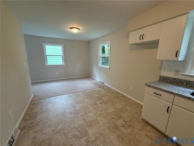 2346 Maclin Cir, Hopewell, VA 23860