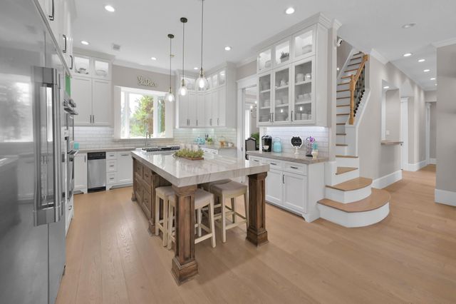 15203 Wildwood Circle, Magnolia, TX 77354