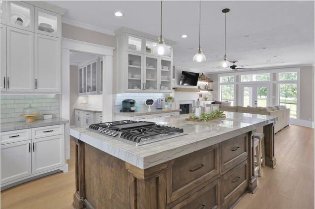 15203 Wildwood Circle, Magnolia, TX 77354