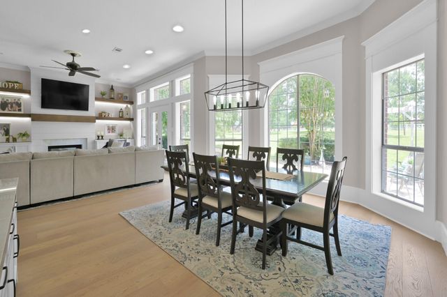 15203 Wildwood Circle, Magnolia, TX 77354