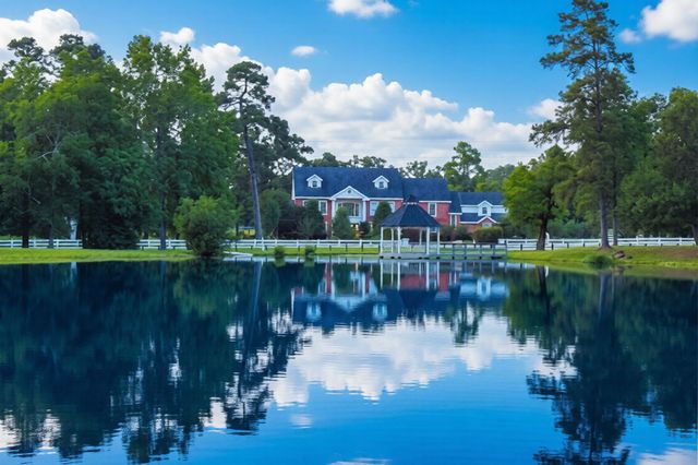 15203 Wildwood Circle, Magnolia, TX 77354