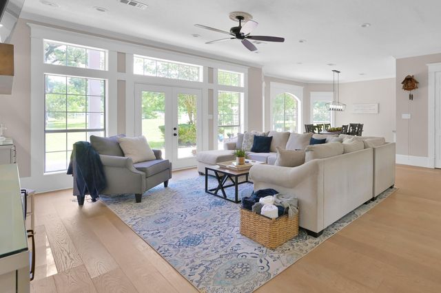 15203 Wildwood Circle, Magnolia, TX 77354