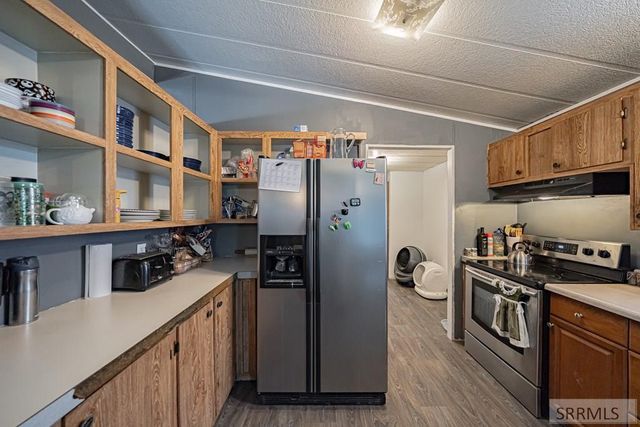 2374 N Pinewood Drive, Idaho Falls, ID 83401