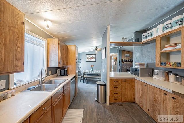 2374 N Pinewood Drive, Idaho Falls, ID 83401