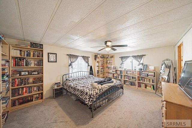 2374 N Pinewood Drive, Idaho Falls, ID 83401