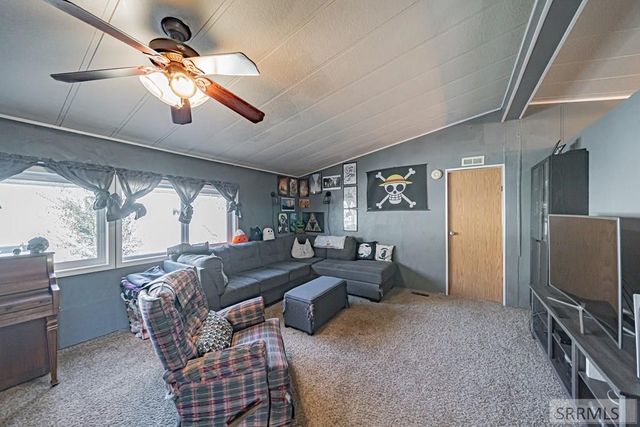 2374 N Pinewood Drive, Idaho Falls, ID 83401
