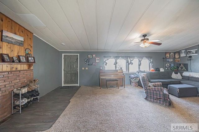2374 N Pinewood Drive, Idaho Falls, ID 83401