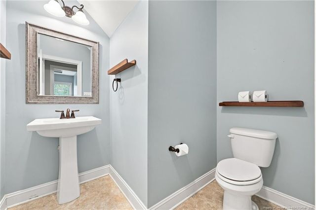 101 Broom Sedge Lane, Southern Pines, NC 28387