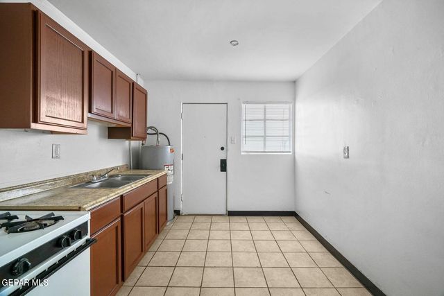 3535 FRED WILSON Avenue 10, El Paso, TX 79904