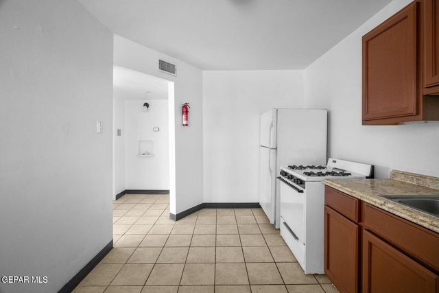 3535 FRED WILSON Avenue 10, El Paso, TX 79904