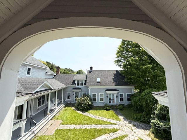 83 Maple Street, Morristown, VT 05661