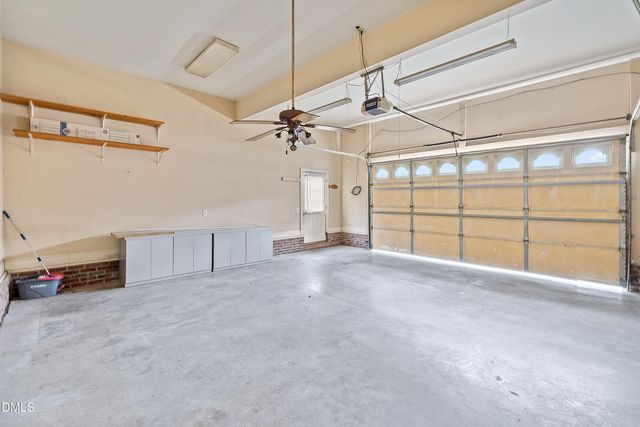 9356 Wakefields Oak Grove Drive, Zebulon, NC 27597