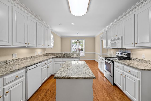 9356 Wakefields Oak Grove Drive, Zebulon, NC 27597