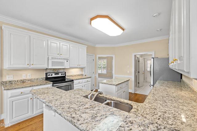 9356 Wakefields Oak Grove Drive, Zebulon, NC 27597