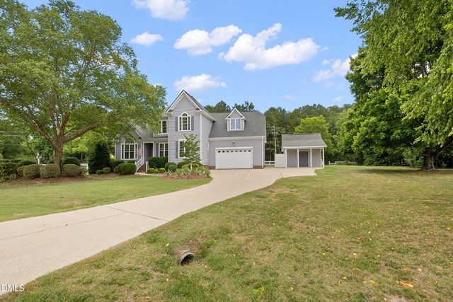9356 Wakefields Oak Grove Drive, Zebulon, NC 27597