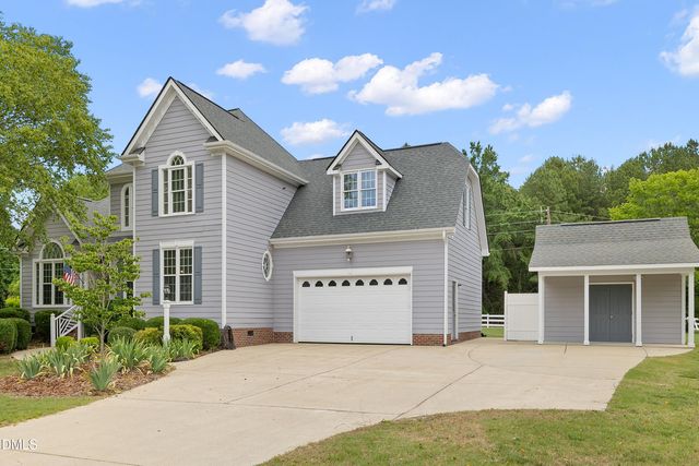 9356 Wakefields Oak Grove Drive, Zebulon, NC 27597