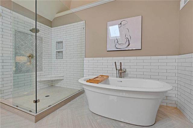 14105 Belinder Street, Leawood, KS 66224
