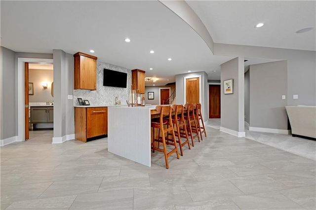 14105 Belinder Street, Leawood, KS 66224