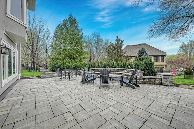 14105 Belinder Street, Leawood, KS 66224