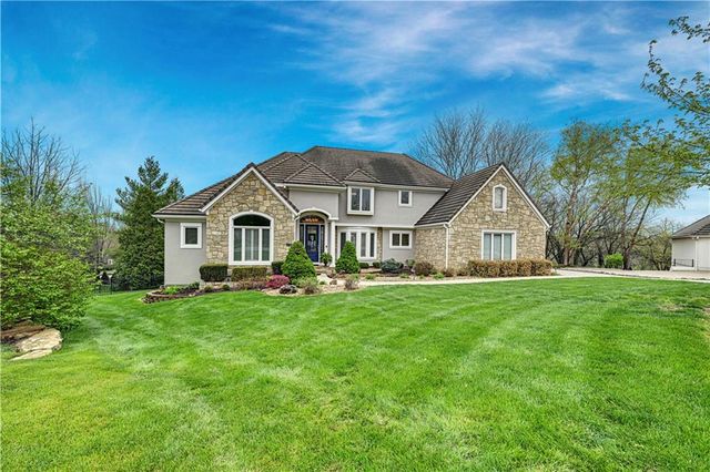 14105 Belinder Street, Leawood, KS 66224