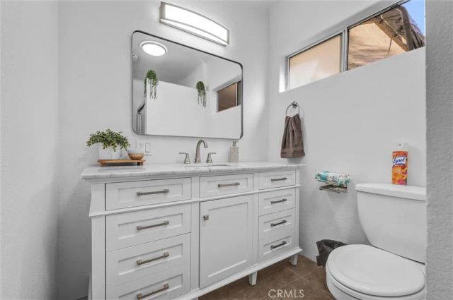 6838 King, Bell, CA 90201