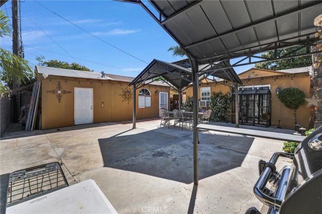6838 King, Bell, CA 90201