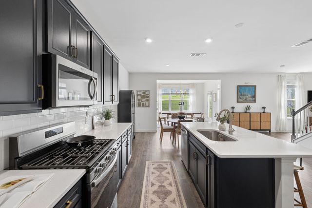 4237 Magnolia Farms Dr, Hermitage, TN 37076