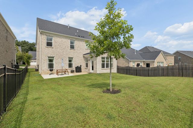 4237 Magnolia Farms Dr, Hermitage, TN 37076