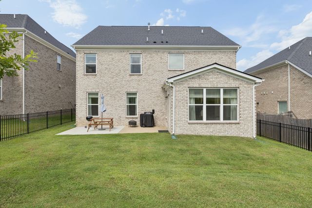 4237 Magnolia Farms Dr, Hermitage, TN 37076